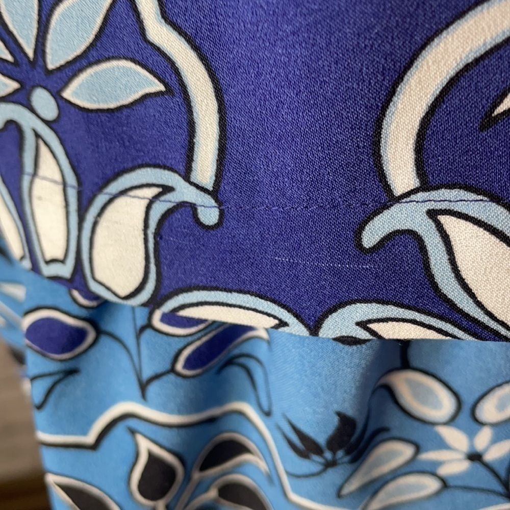 Loft Dress - Picture 4 of 8
